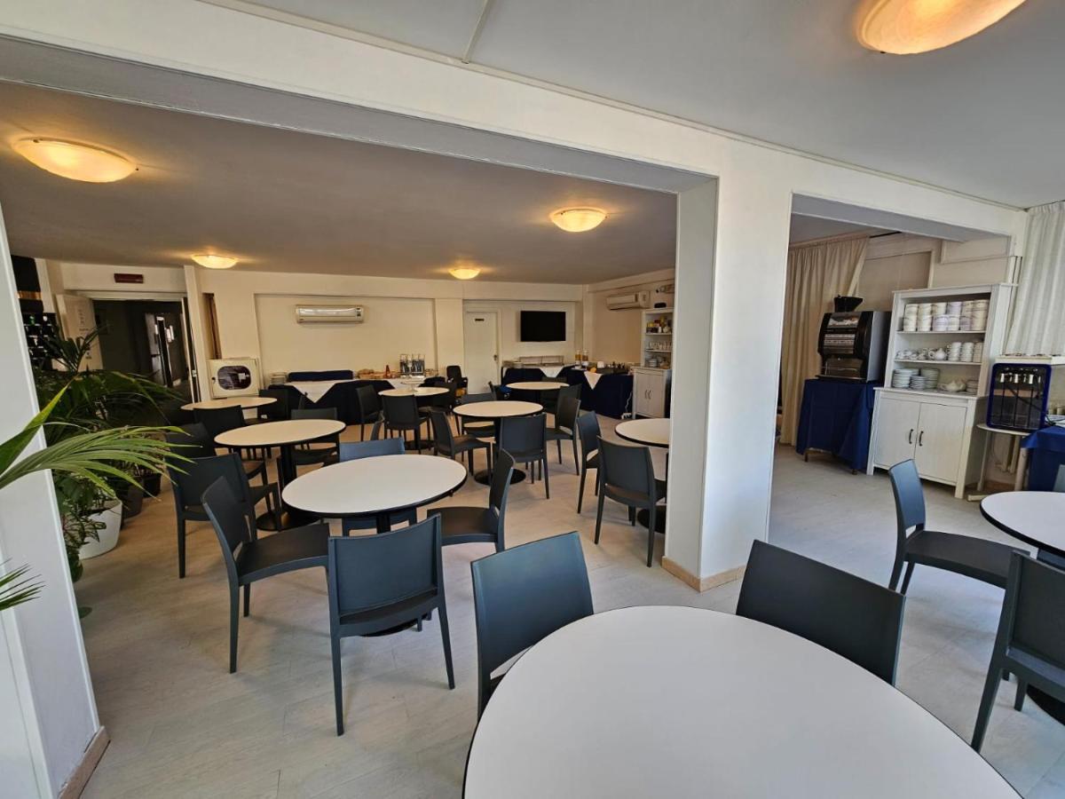 Hotel Verde Luna - Colazione fino a tarda mattina Cervia Esterno foto